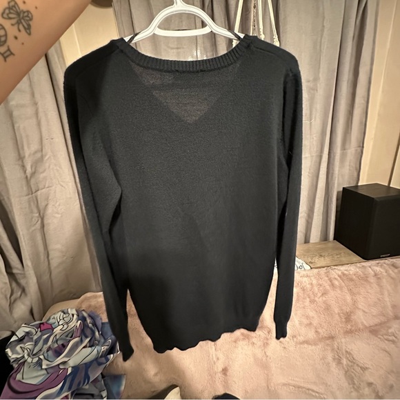 Navy Blue V Neck Sweater • mySTYLE • Large - Picture 2 of 3